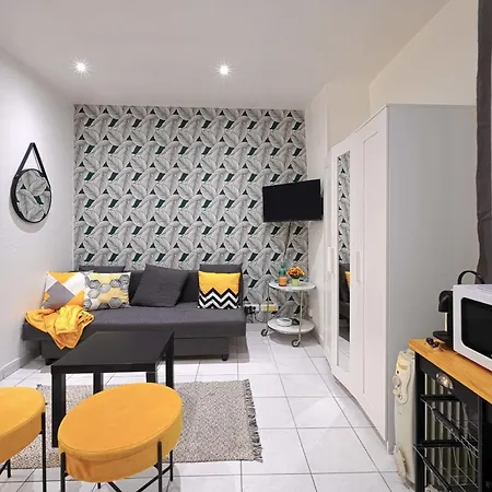 Lovely For 2 Persons Center Of Apartment *